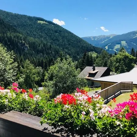 Zirben Apartament *
